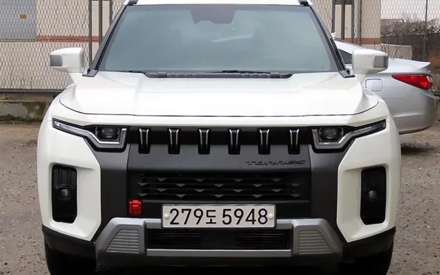 토레스EVX 중고차 토레스 1.5 GDI-T 4WD 매물 사진 12 - 2022/07 78,632km